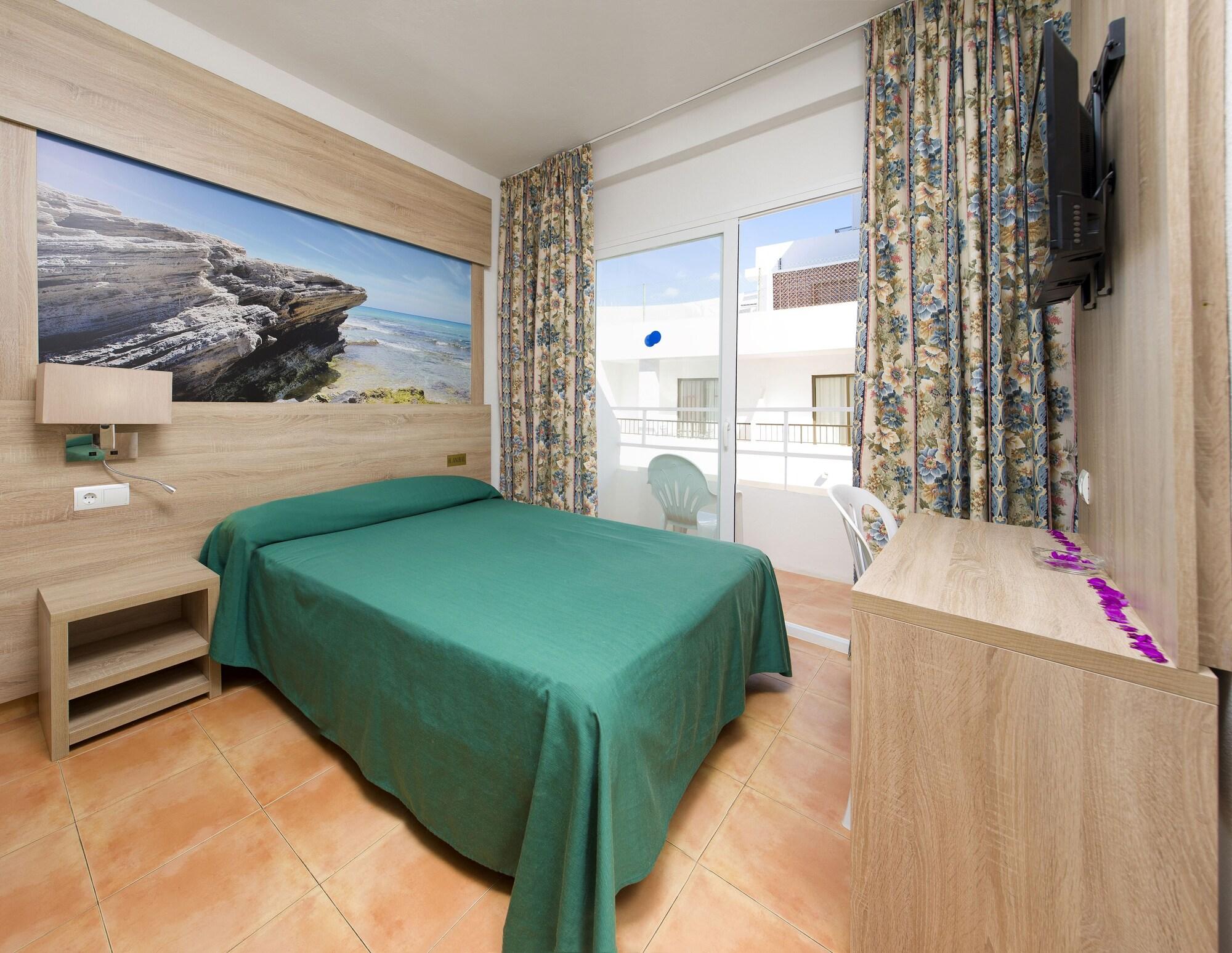 Hostal Anibal - Ab Group Sant Antoni de Portmany Екстериор снимка