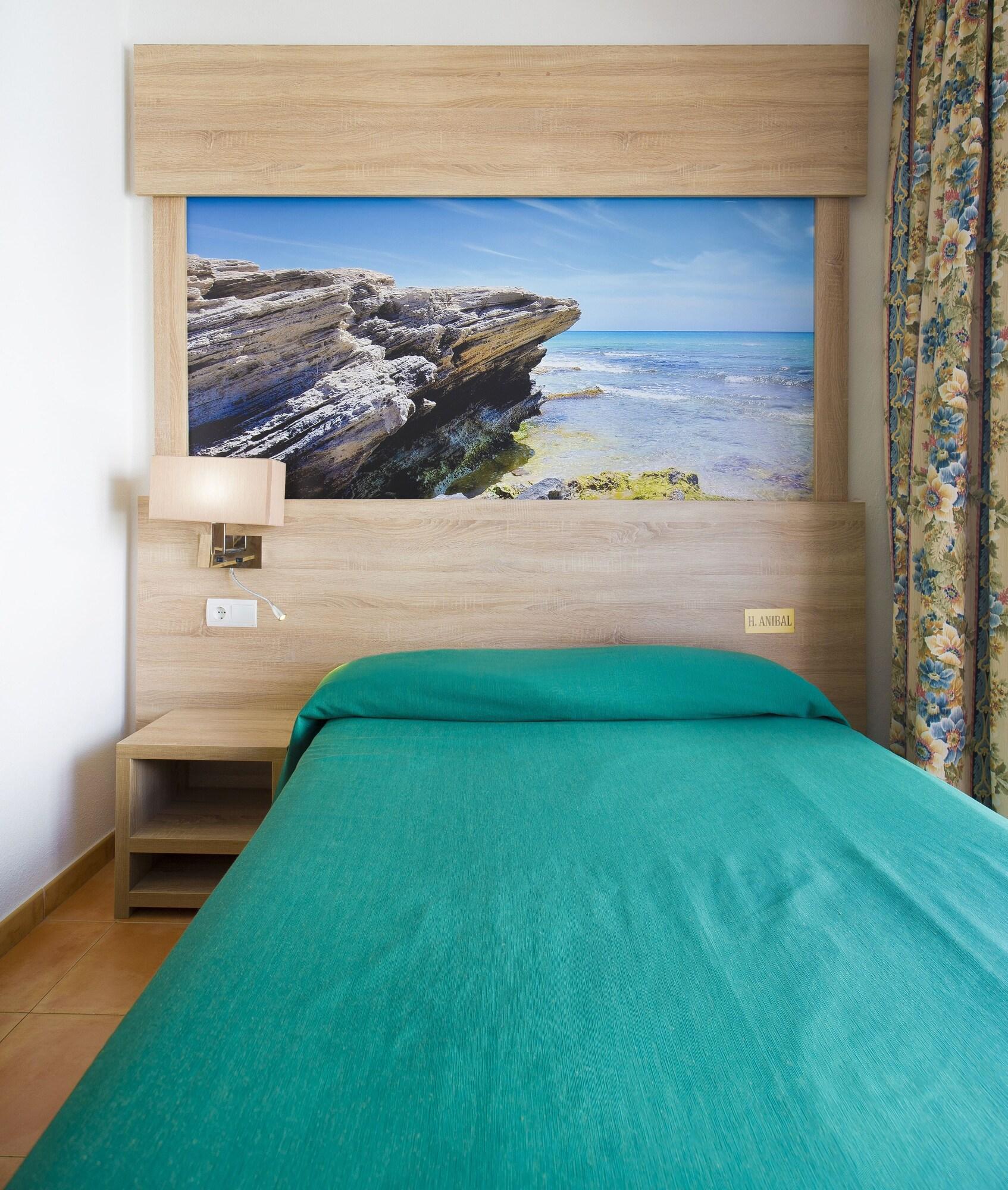 Hostal Anibal - Ab Group Sant Antoni de Portmany Екстериор снимка