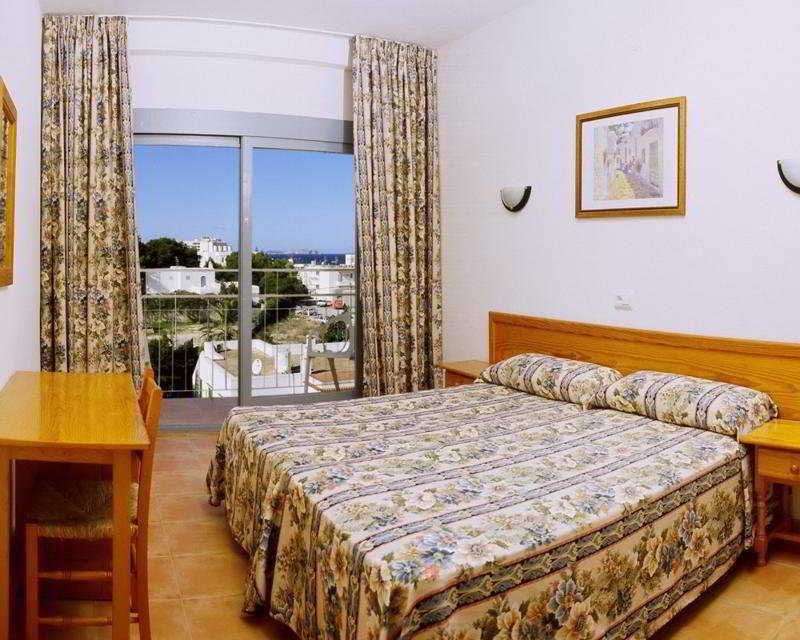 Hostal Anibal - Ab Group Sant Antoni de Portmany Екстериор снимка