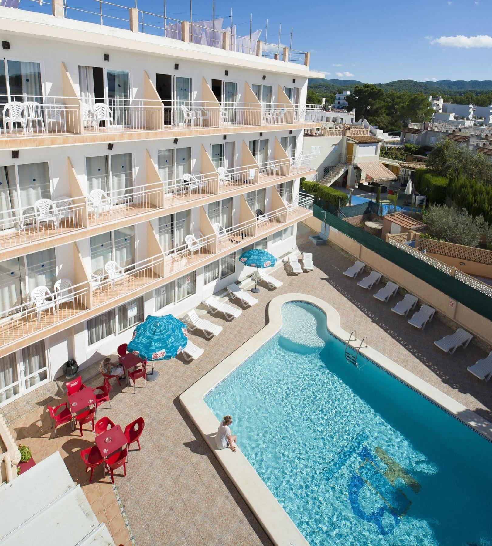 Hostal Anibal - Ab Group Sant Antoni de Portmany Екстериор снимка