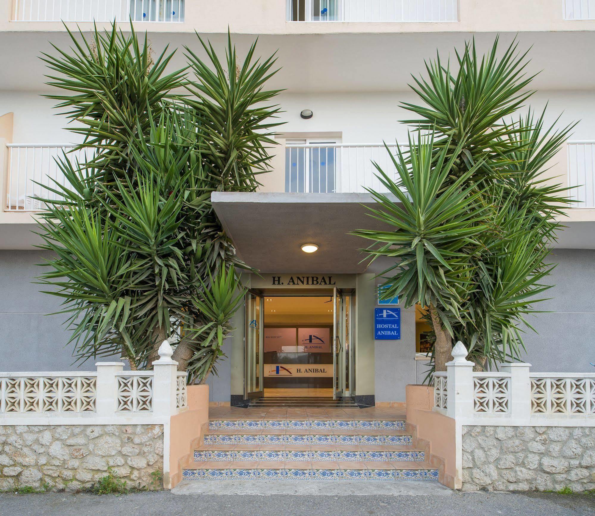Hostal Anibal - Ab Group Sant Antoni de Portmany Екстериор снимка