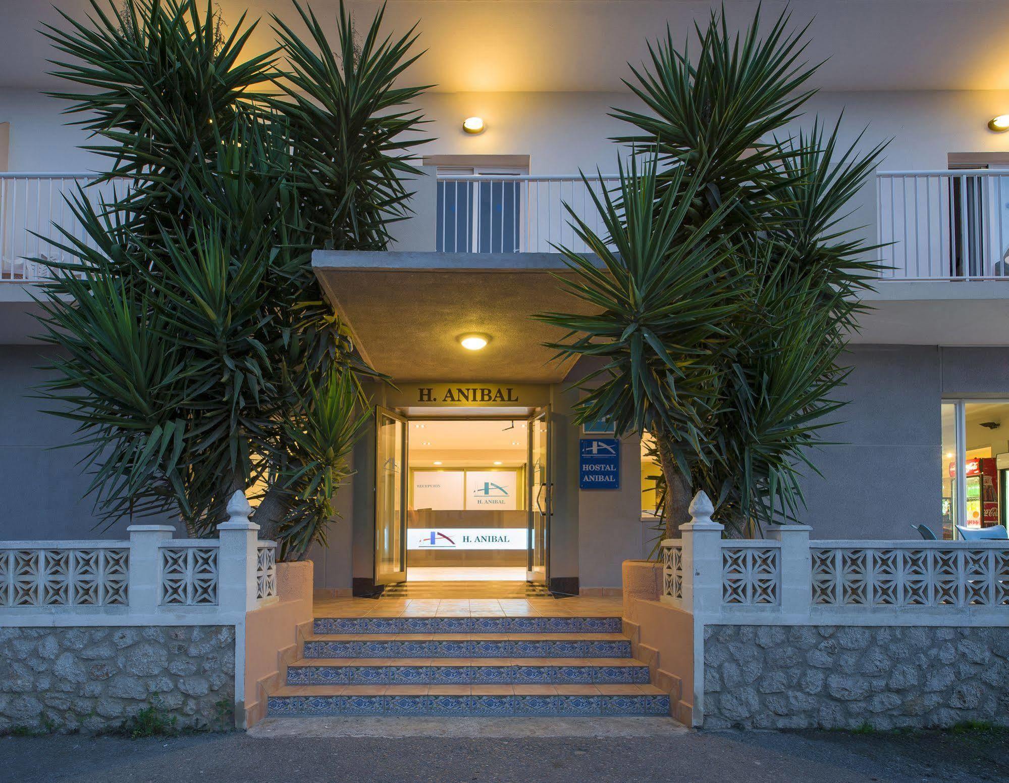 Hostal Anibal - Ab Group Sant Antoni de Portmany Екстериор снимка