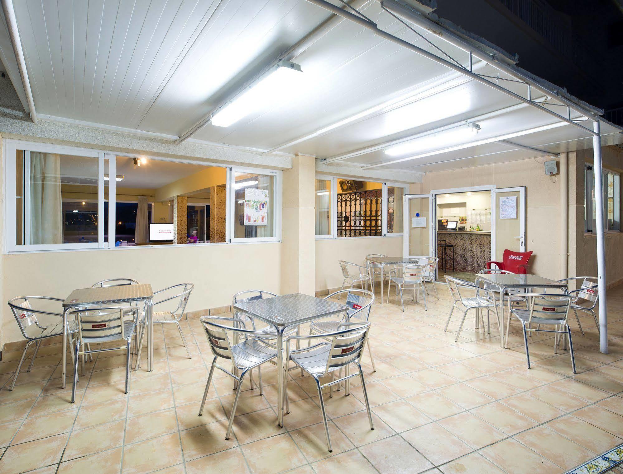 Hostal Anibal - Ab Group Sant Antoni de Portmany Екстериор снимка